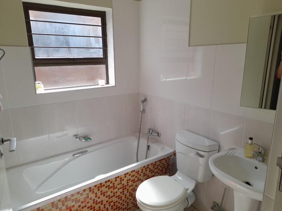 To Let 3 Bedroom Property for Rent in Forest Hill Eastern Cape